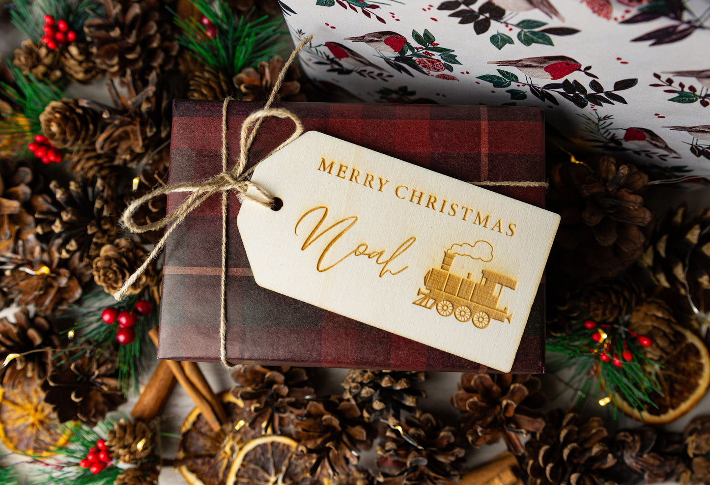 Personalised Christmas Gift Tag, Children's Xmas Gift, Wooden Name Tags, Christmas Present Label, Gift Wrapping, Rustic Xmas Decoration