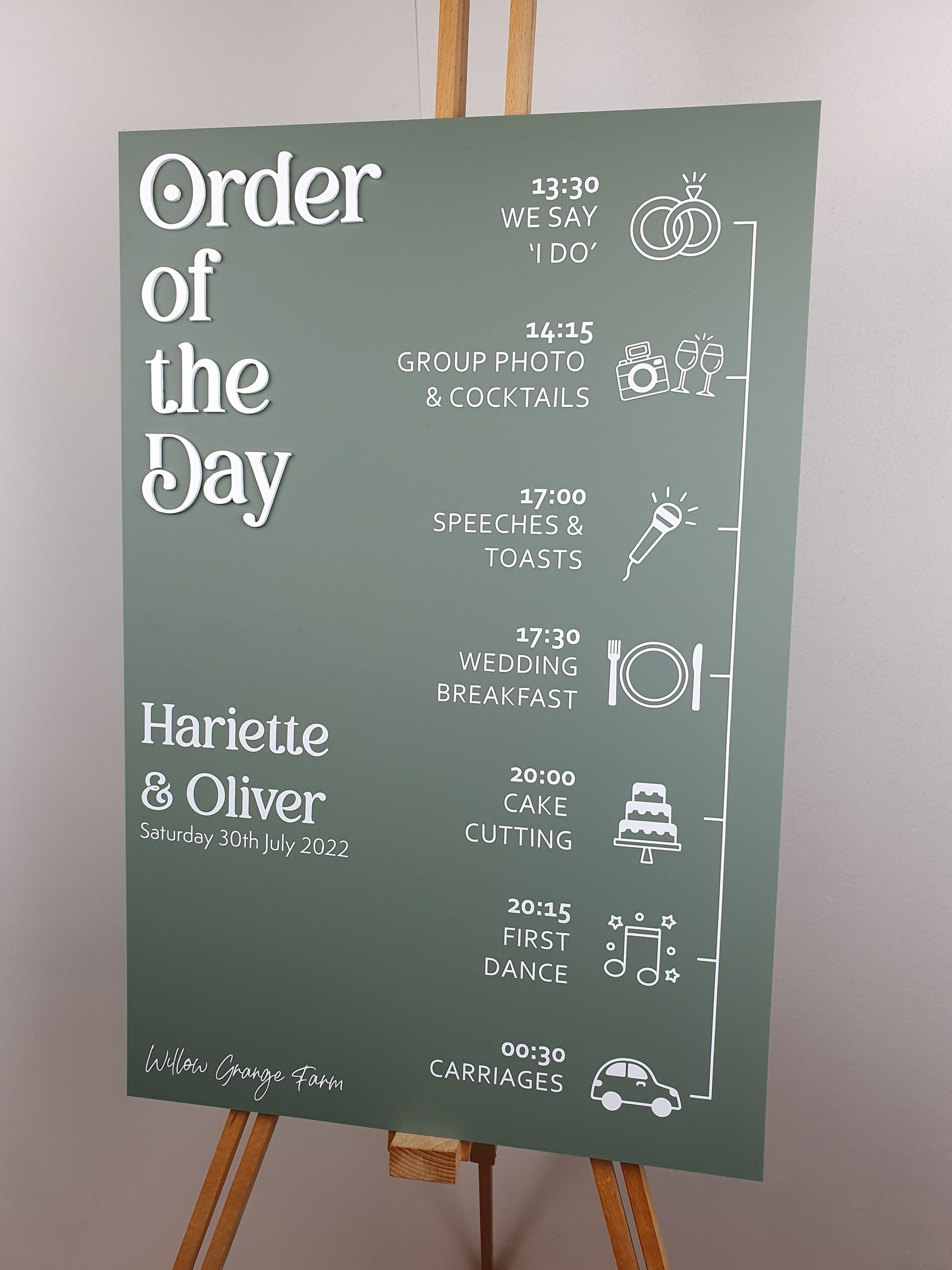 Rustic green and white acrylic order of the day wedding sign with a clear and organized schedule of events, including ceremony and reception, high-quality materials, perfect for guiding guests and adding a touch of elegance to your special day